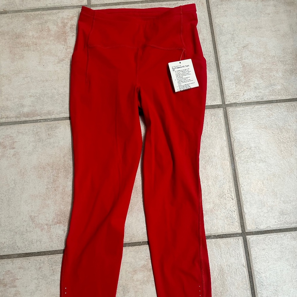 New Lululemon Swift Speed 28”